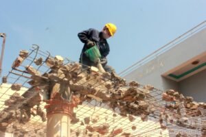 Tháo Dỡ Công Trình Bình Phước | Chuyên Nghiệp, An Toàn, Giá Tốt