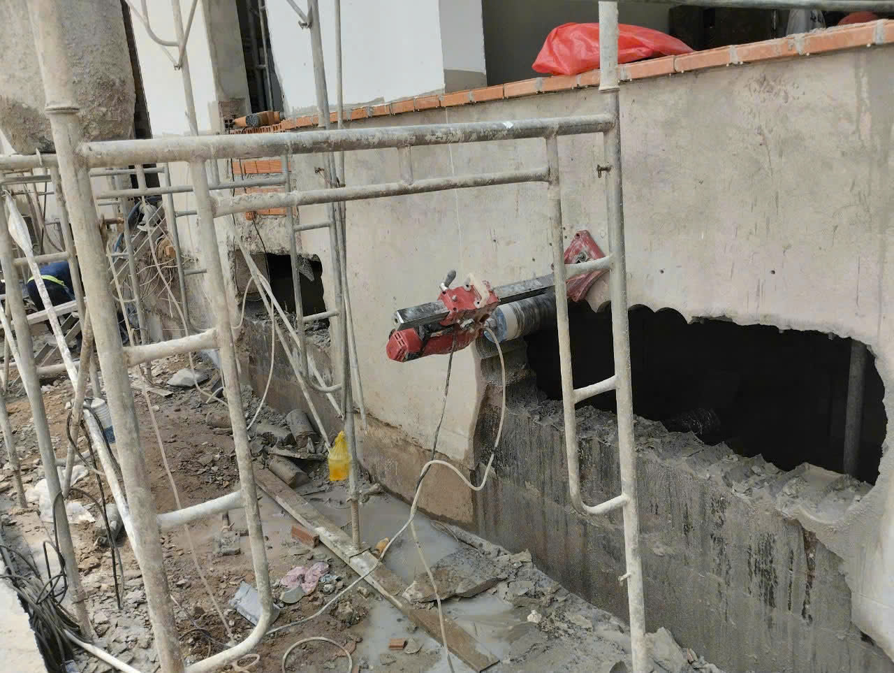 Khoan Rút Lõi Bê Tông Phú Nhuận - Rút Lõi Mọi Kích Thước